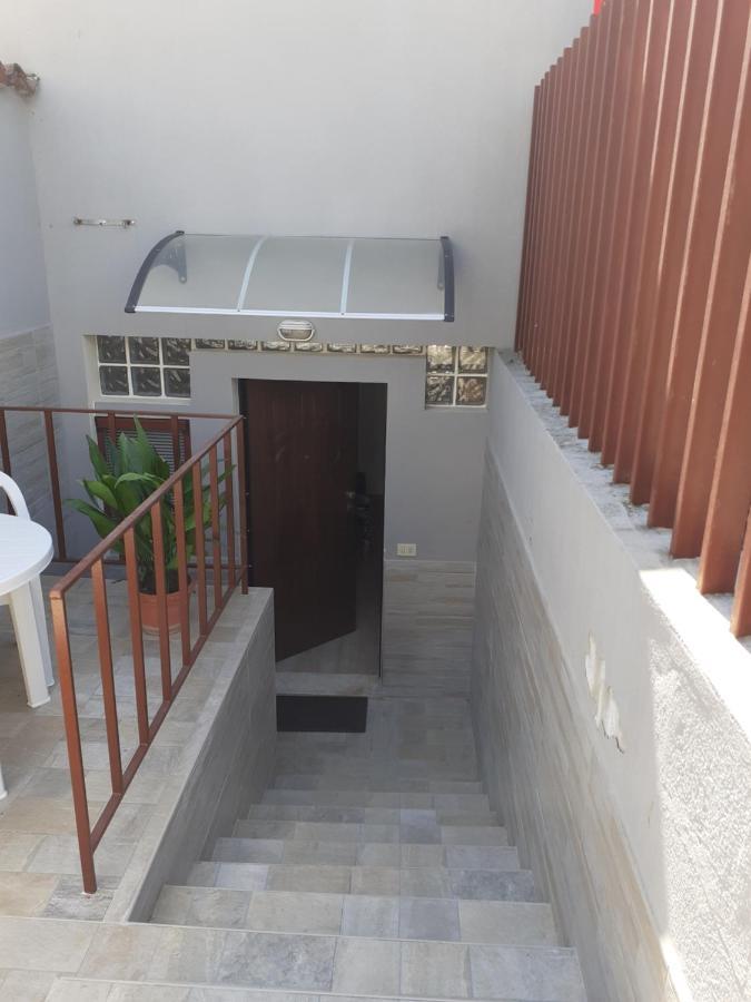 カリアリCasa Dylanアパートメント エクステリア 写真